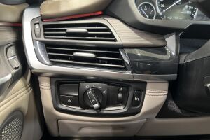 BMW X5 esikatselu 26
