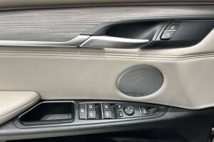 BMW X5 esikatselu 30