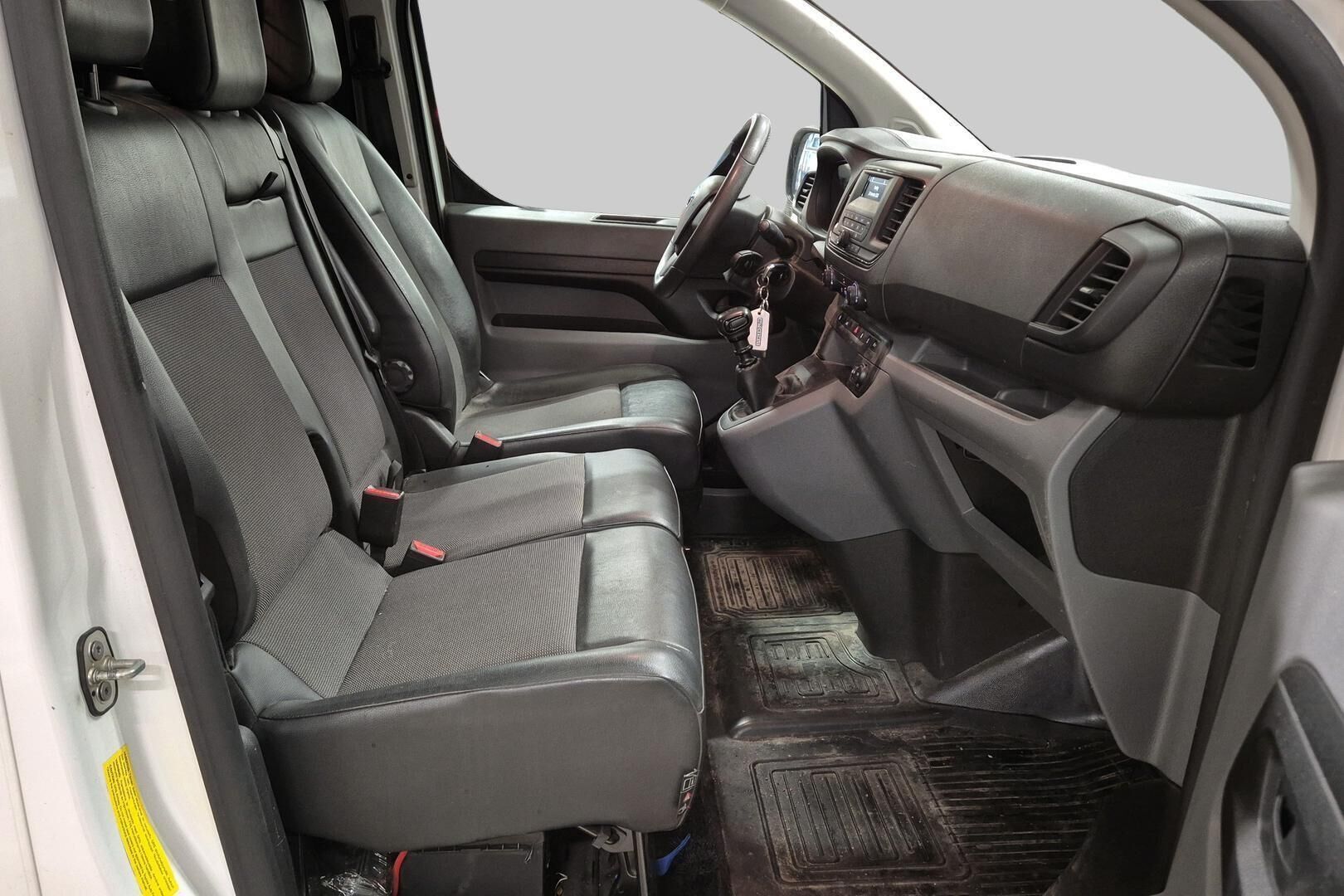 Toyota Proace iso kuva 4