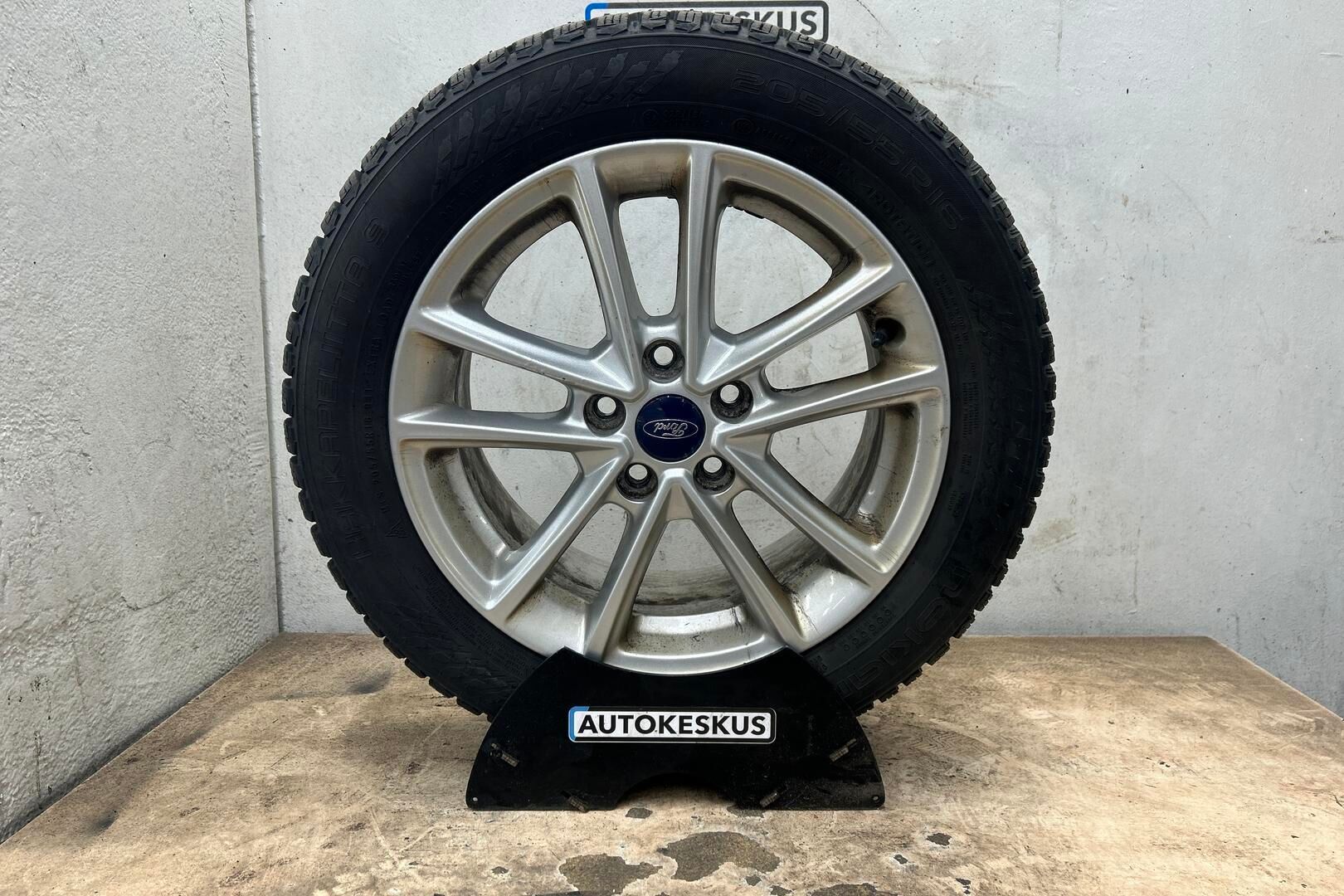 Ford Focus iso kuva 13