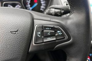 Ford Focus esikatselu 16