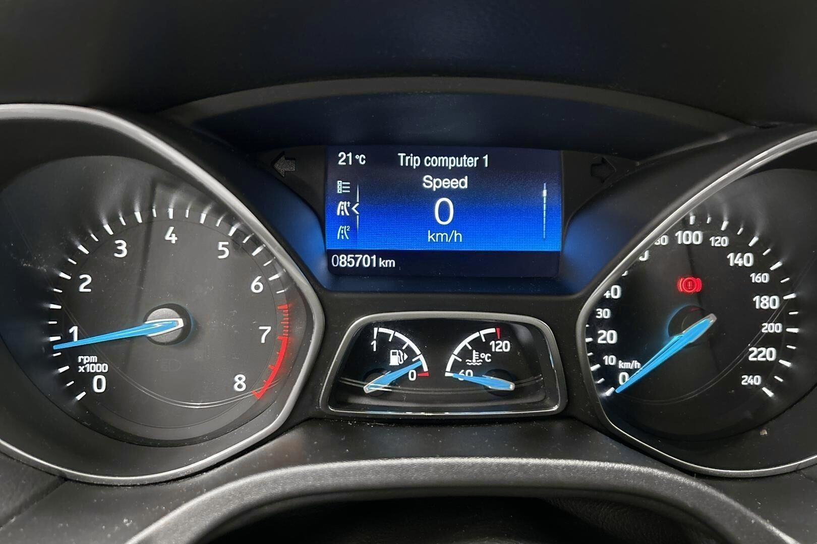 Ford Focus iso kuva 17