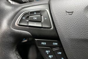 Ford Focus esikatselu 18
