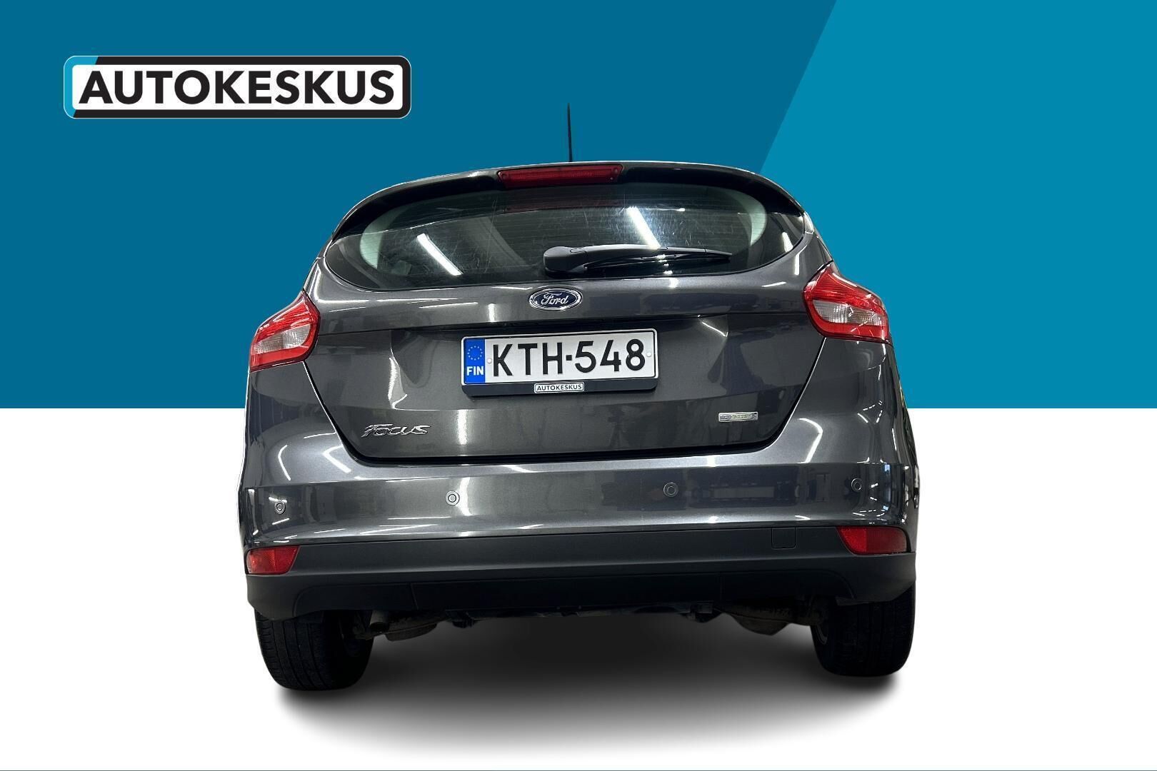 Ford Focus iso kuva 6