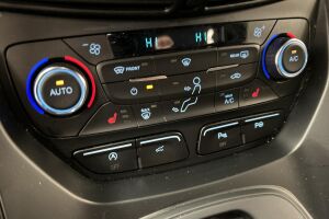 Ford Kuga esikatselu 19