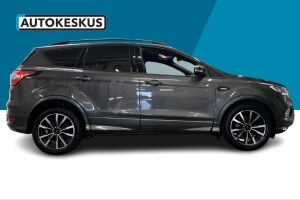 Ford Kuga esikatselu 4