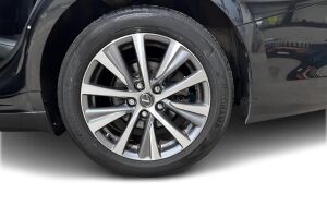 Lexus ES esikatselu 11