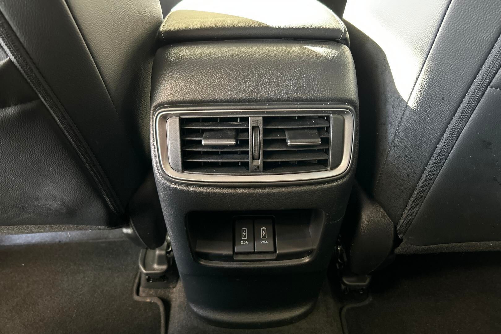 Honda CR-V iso kuva 15