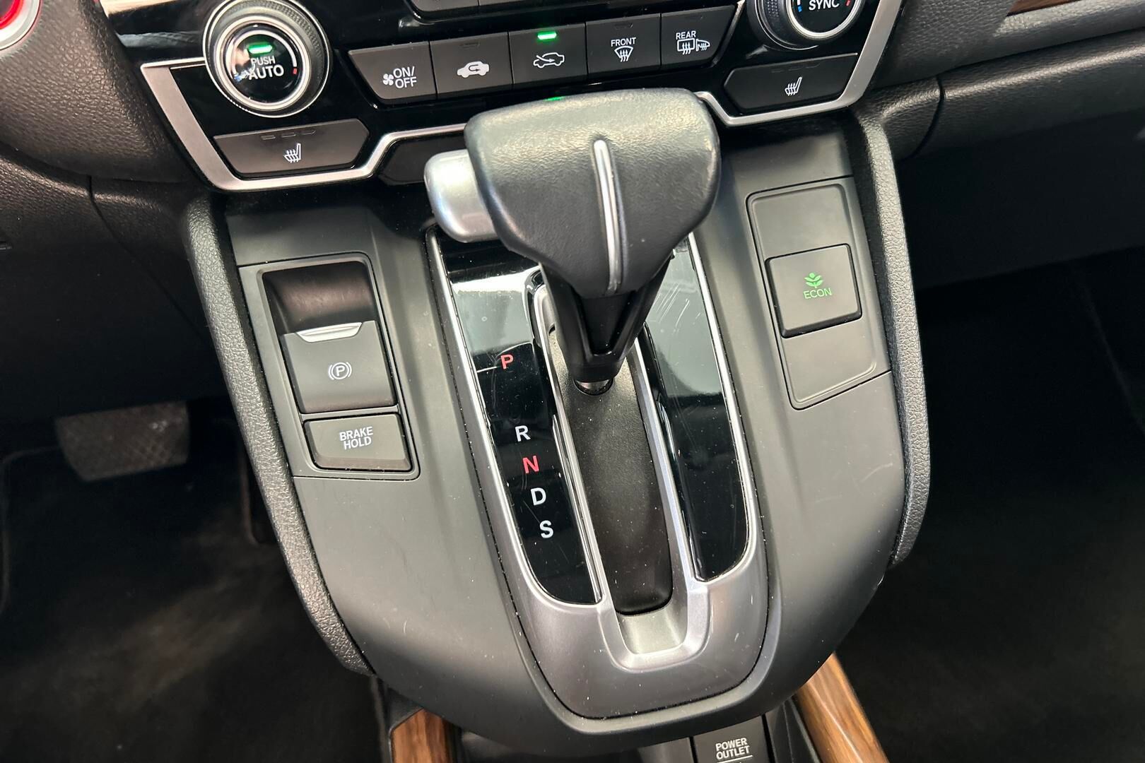 Honda CR-V iso kuva 31