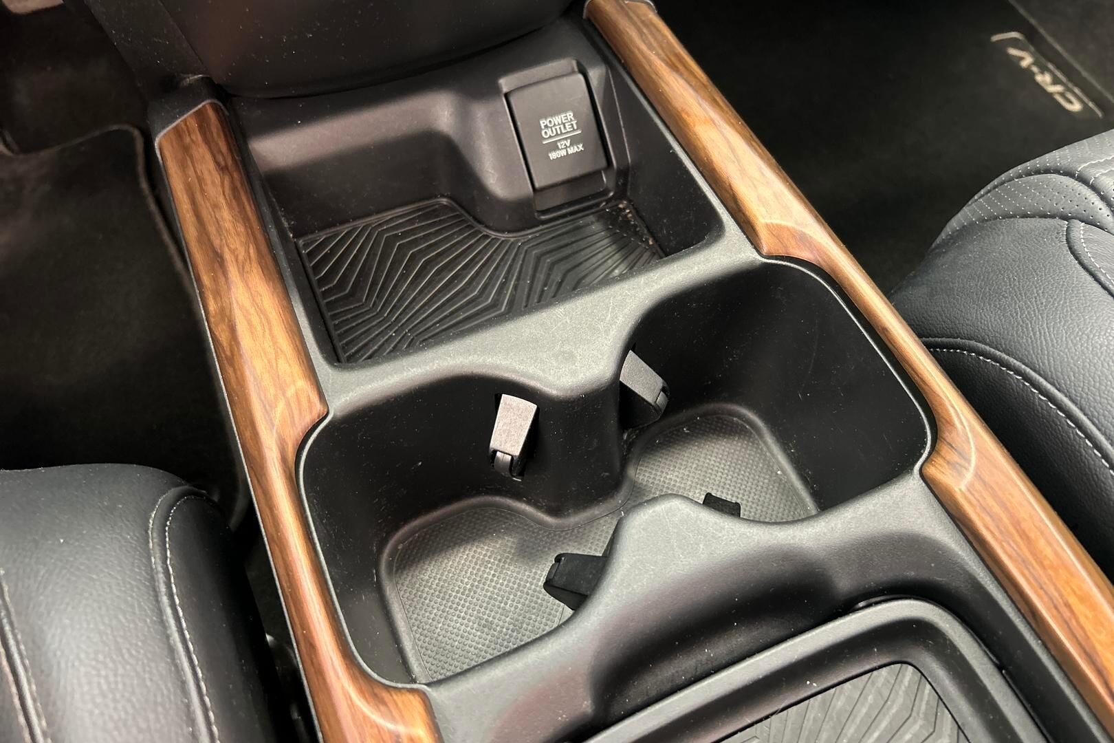 Honda CR-V iso kuva 32