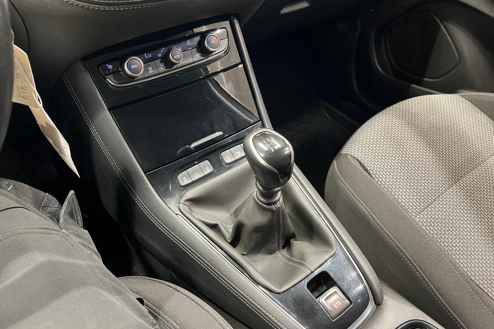 Opel Grandland X iso kuva 5