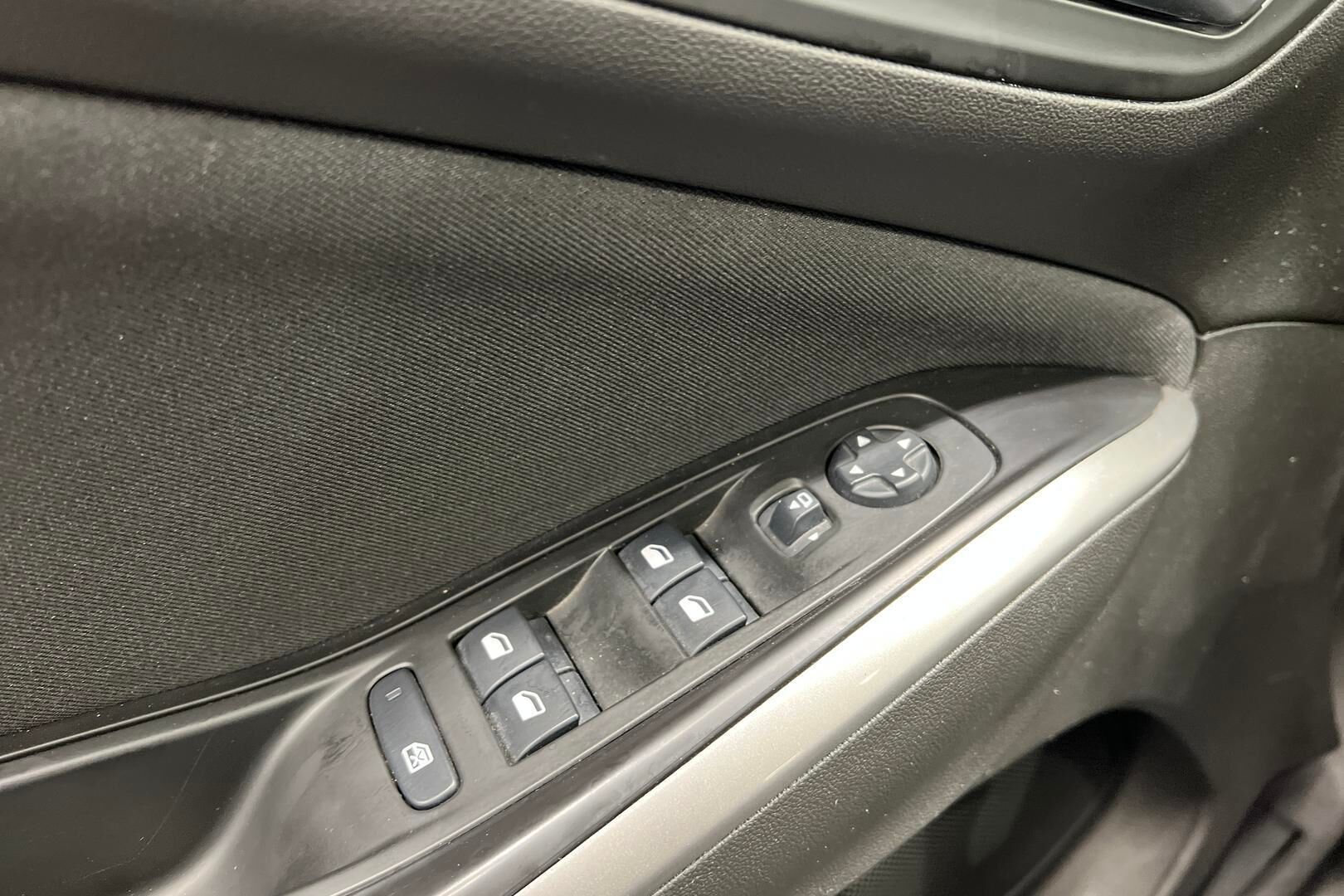 Opel Grandland X iso kuva 23