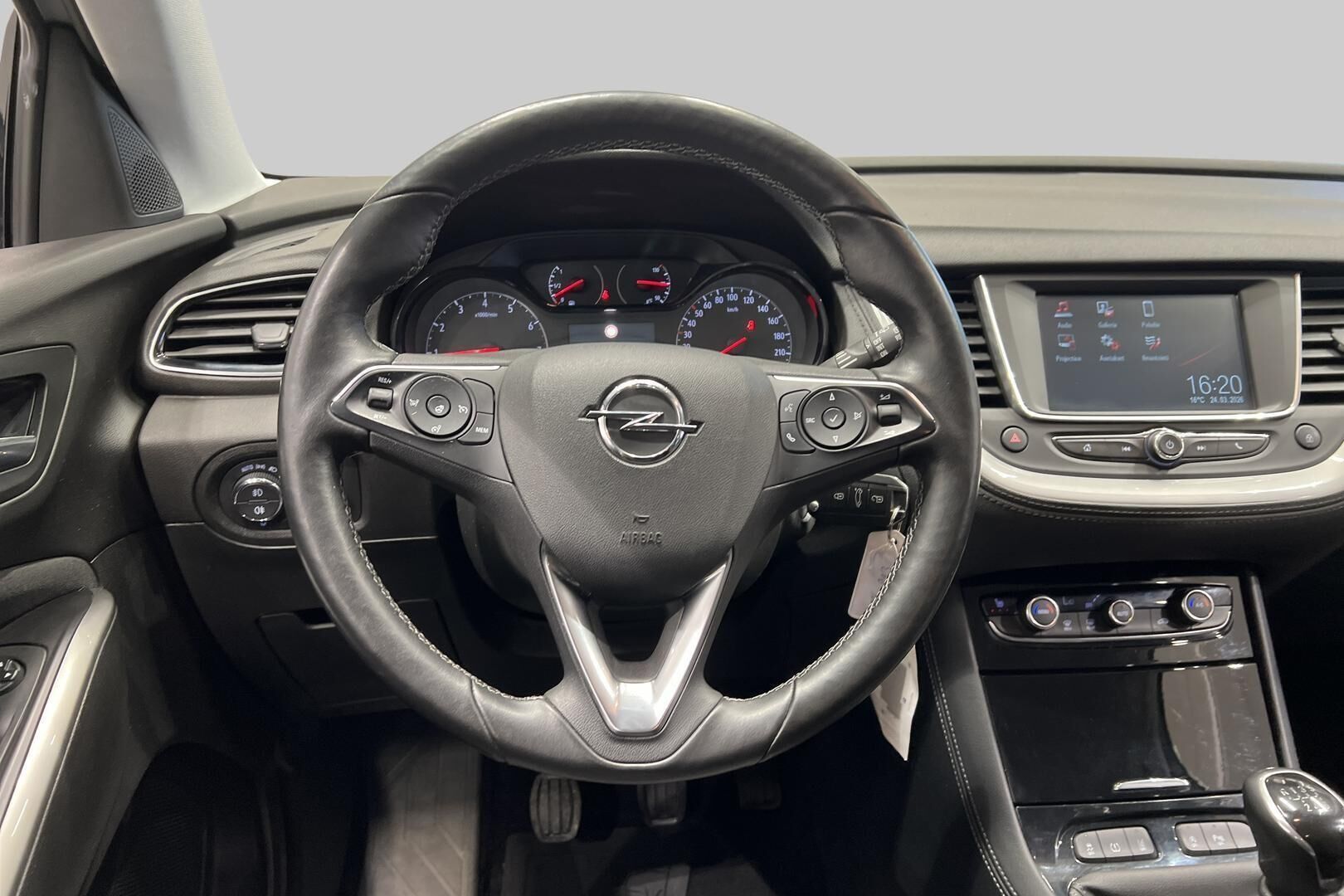 Opel Grandland X iso kuva 6