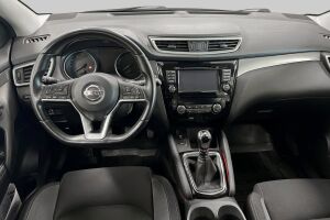 Nissan Qashqai esikatselu 11