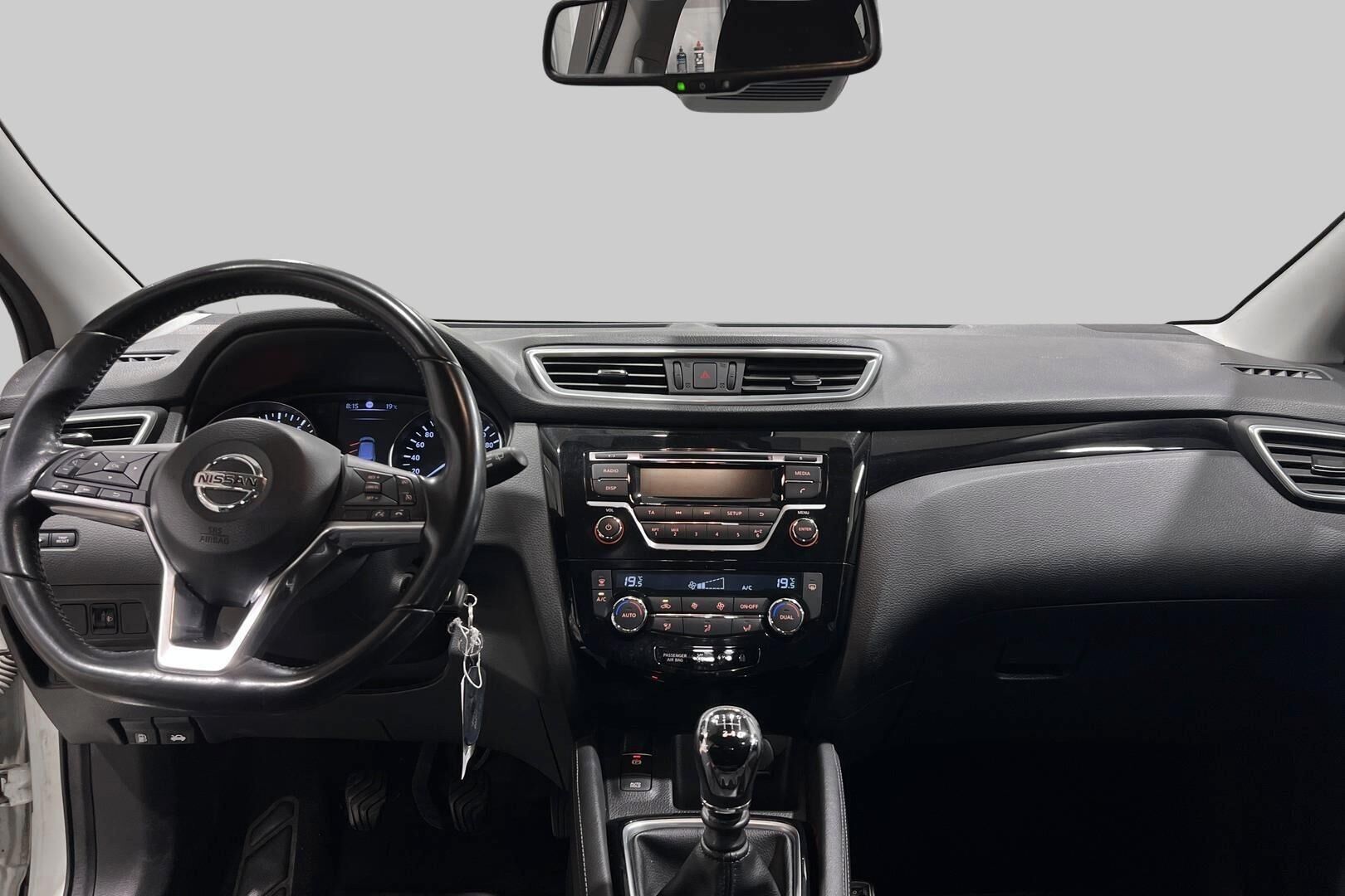 Nissan Qashqai iso kuva 11