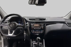 Nissan Qashqai esikatselu 11