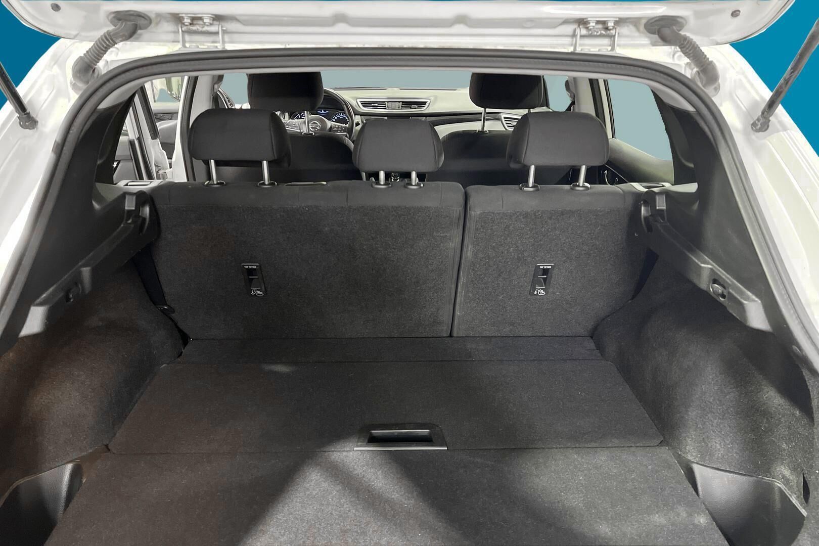 Nissan Qashqai iso kuva 12