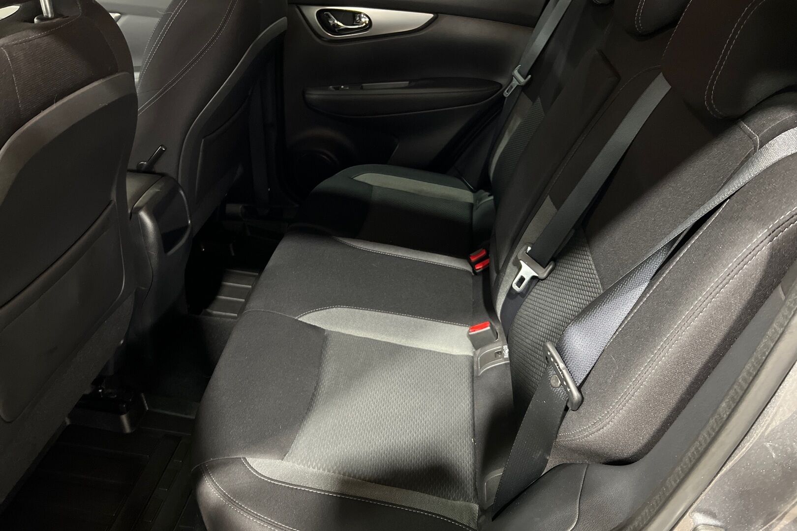 Nissan Qashqai iso kuva 7