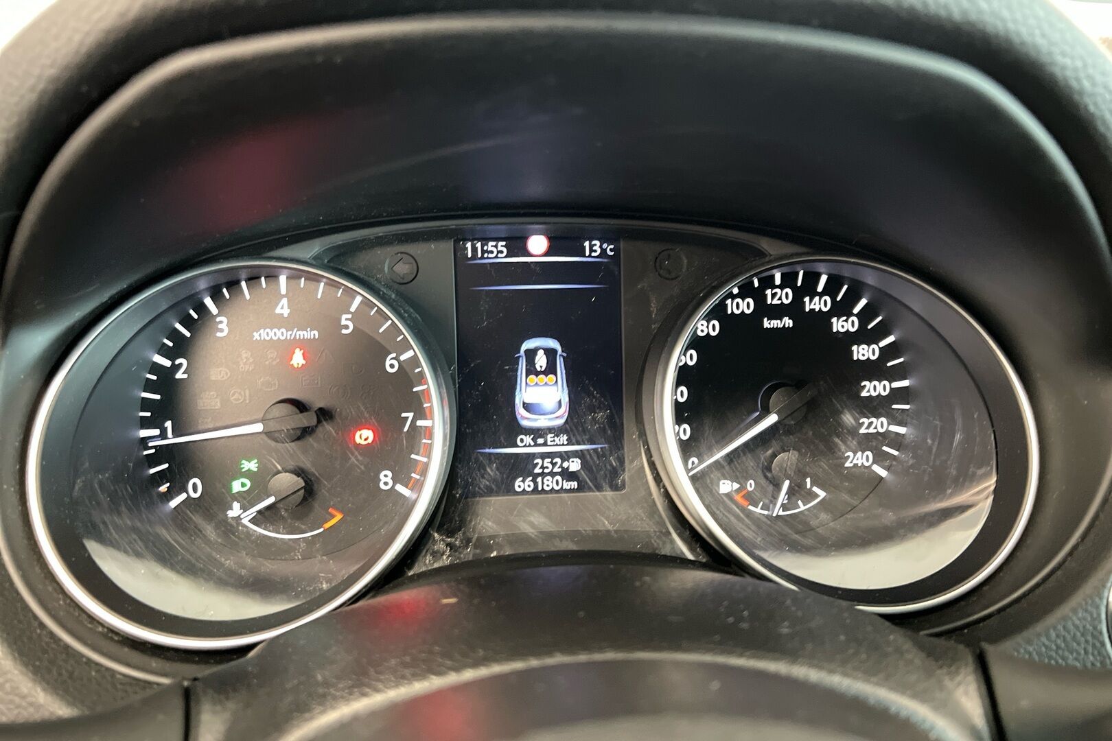 Nissan Qashqai iso kuva 11