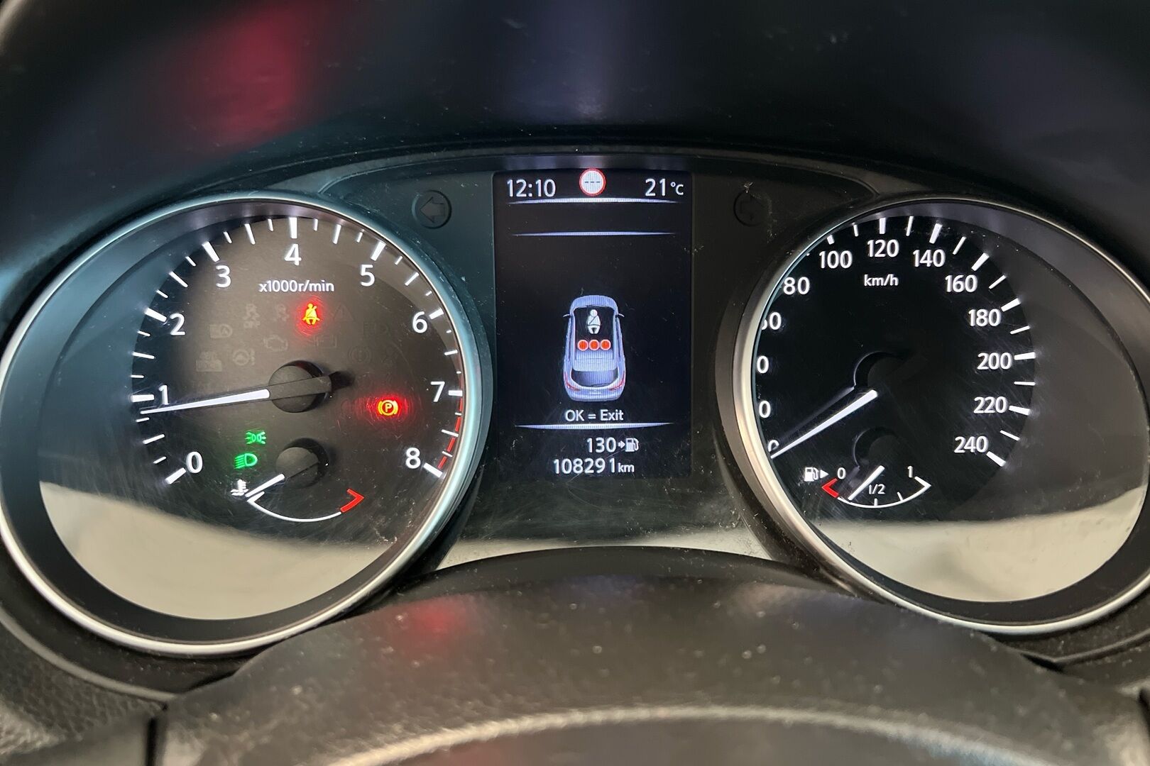 Nissan Qashqai iso kuva 10
