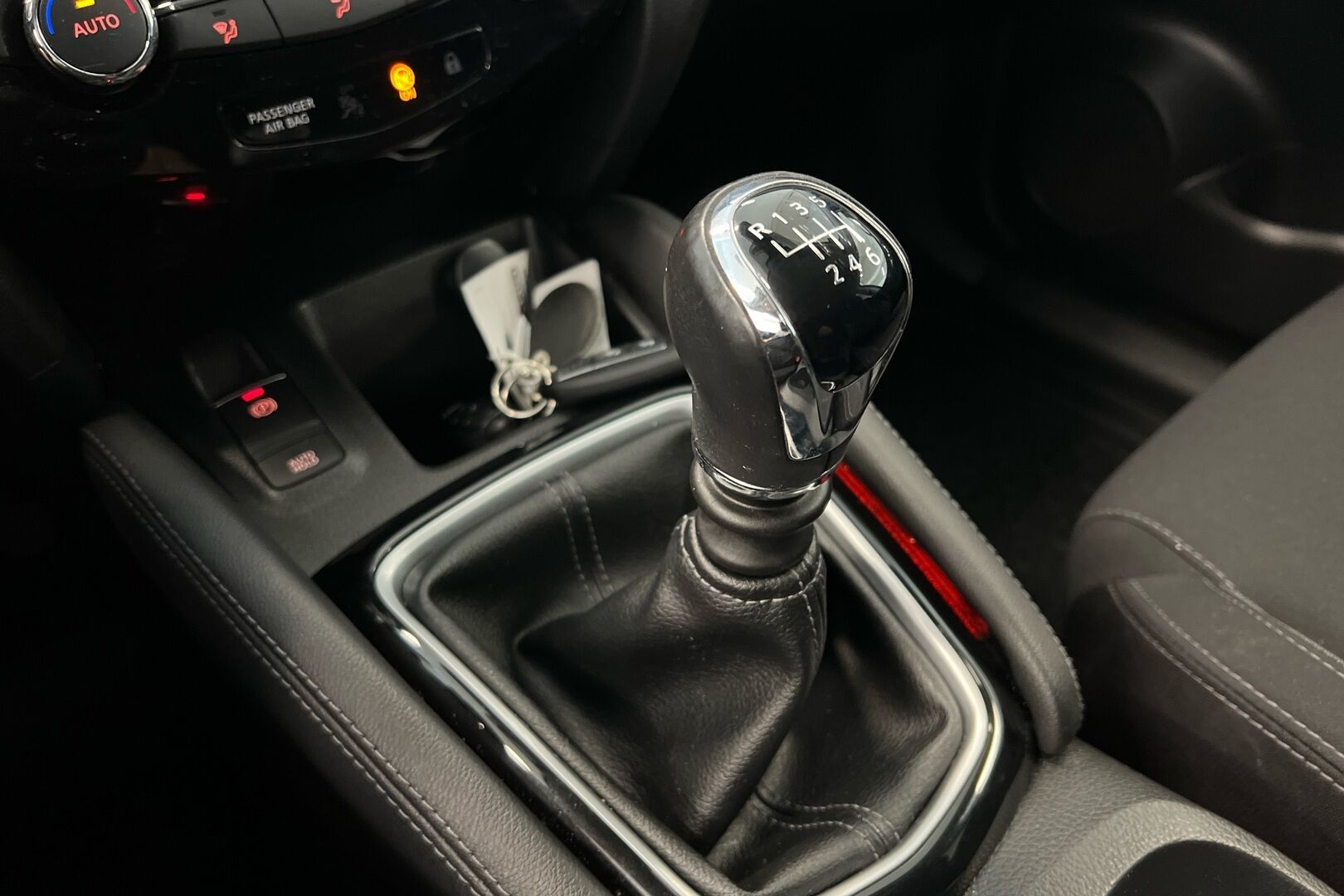 Nissan Qashqai iso kuva 13