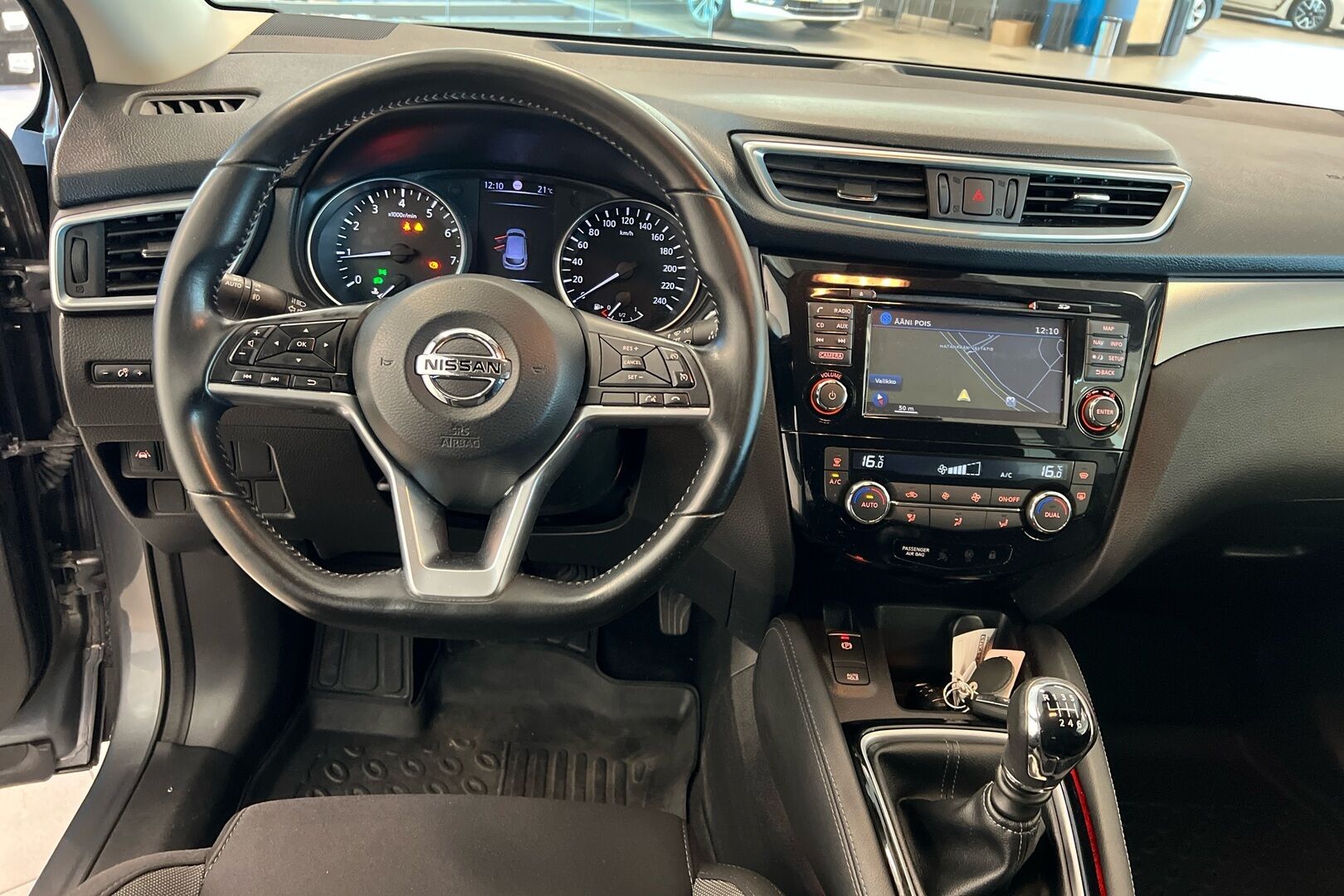 Nissan Qashqai iso kuva 19