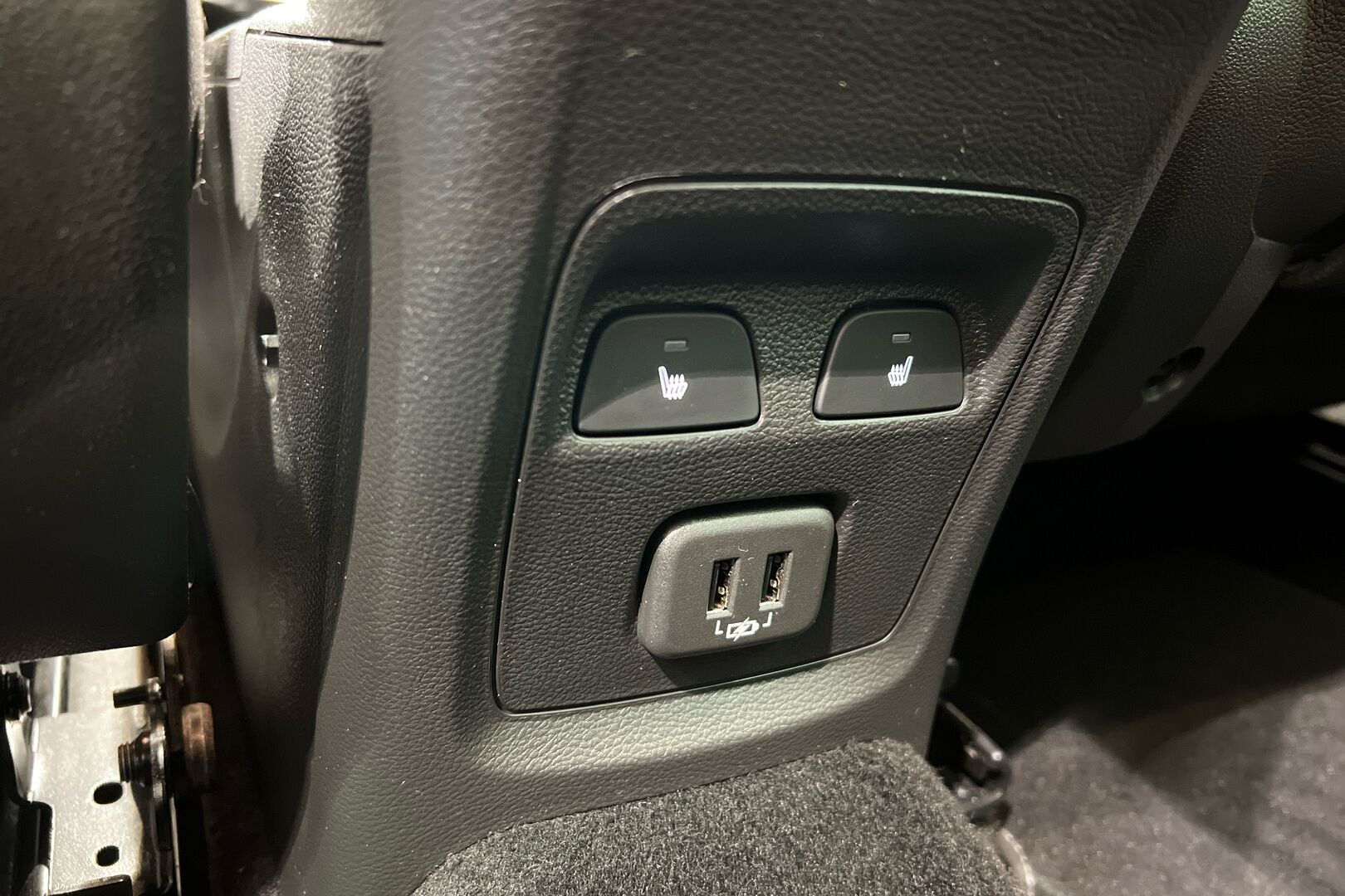 Opel Astra iso kuva 19