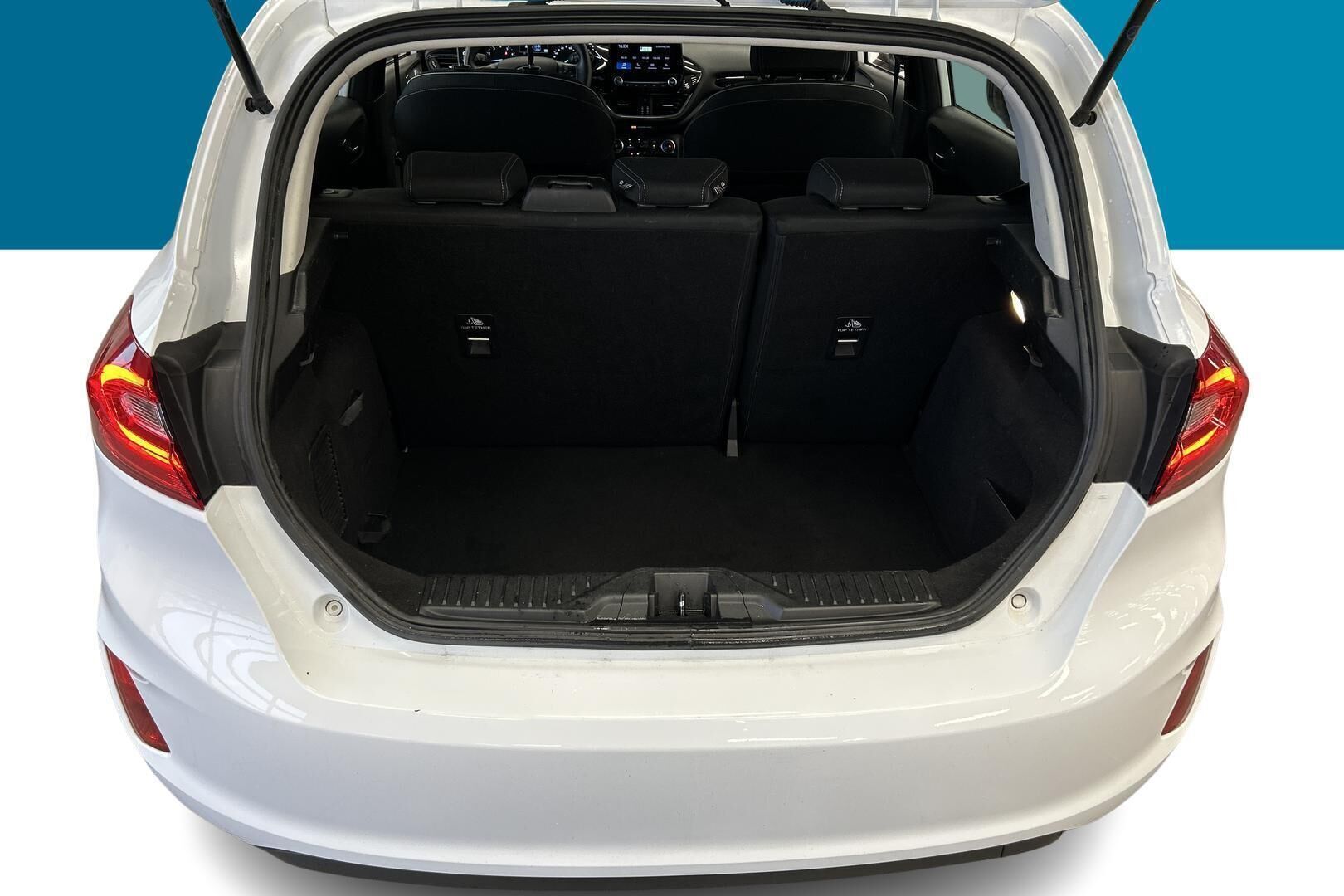 Ford Fiesta iso kuva 12