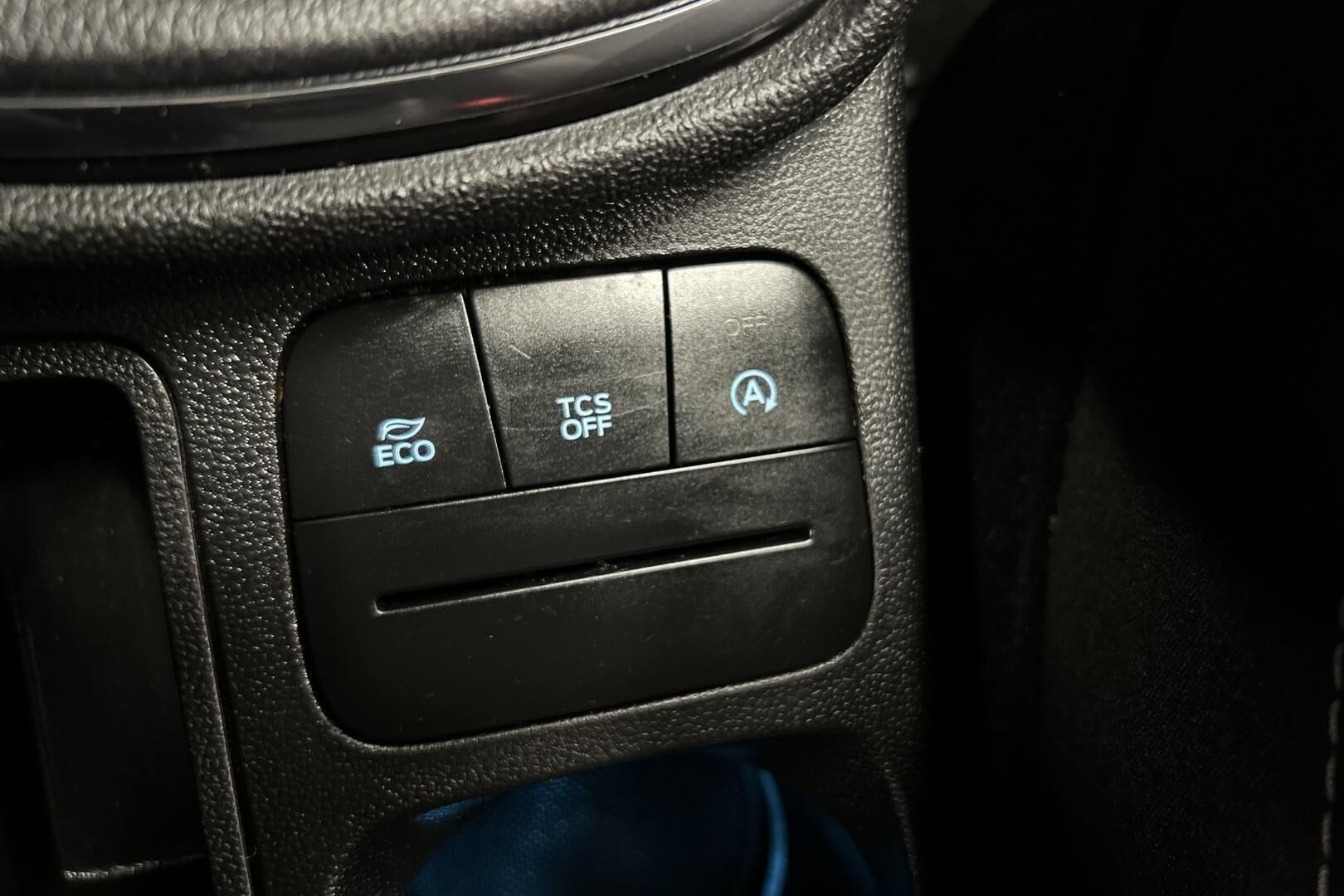 Ford Fiesta iso kuva 21