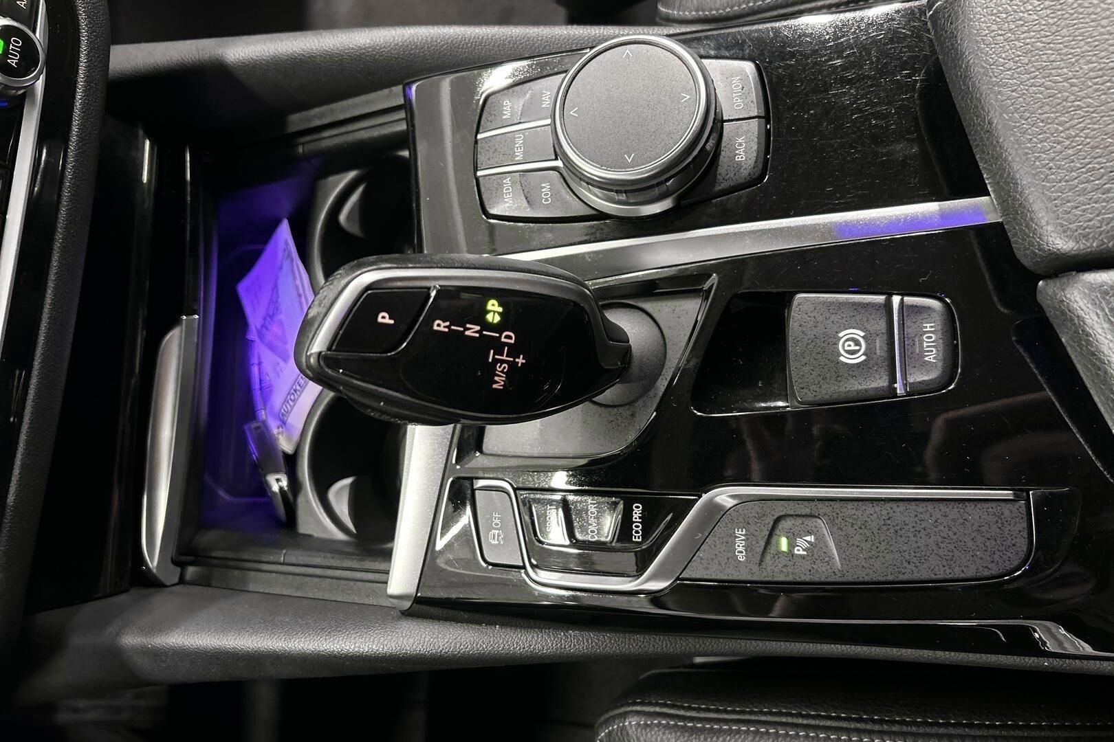 BMW 5-sarja iso kuva 13