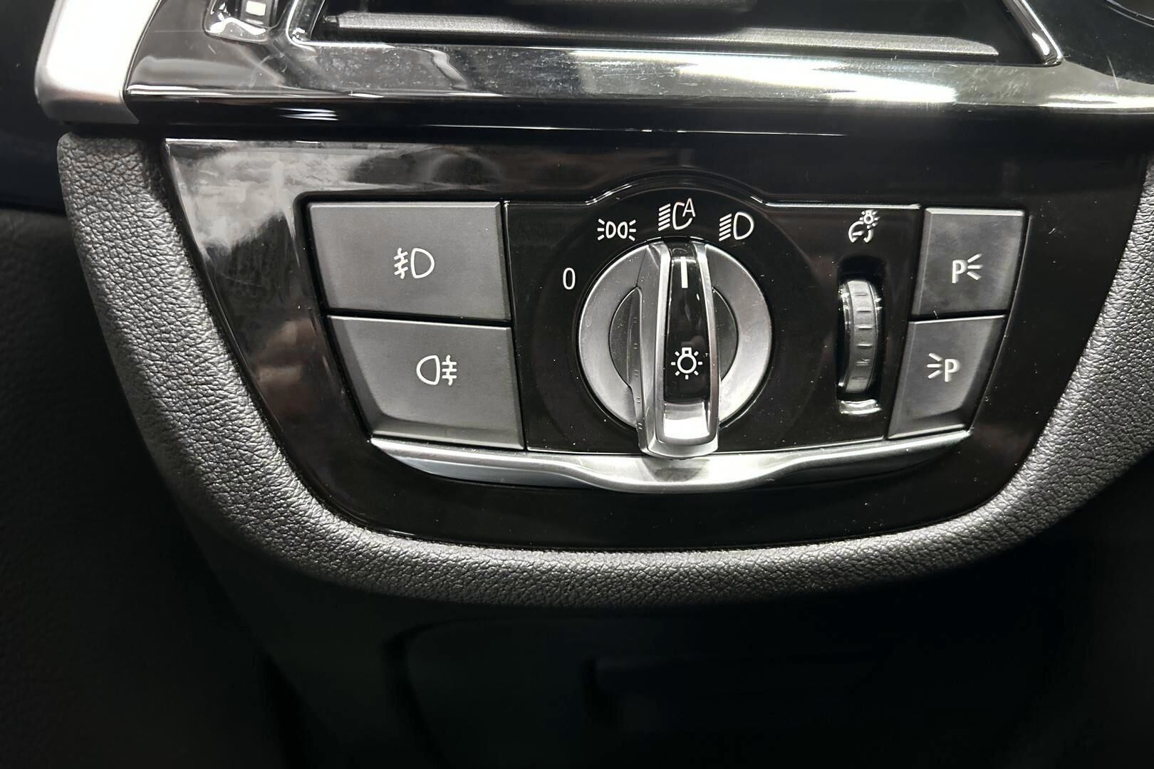 BMW 5-sarja iso kuva 16