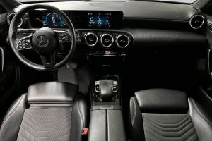 Mercedes-Benz A esikatselu 11