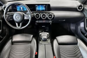 Mercedes-Benz A esikatselu 9