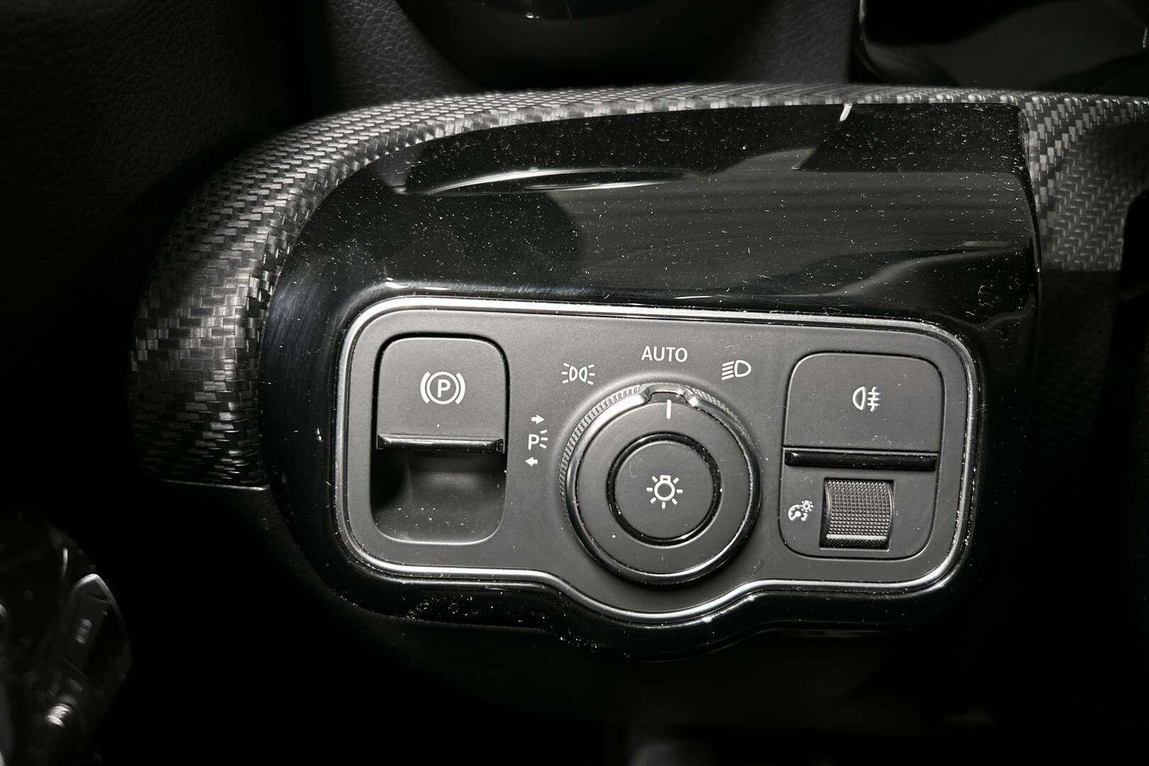Mercedes-Benz A iso kuva 20