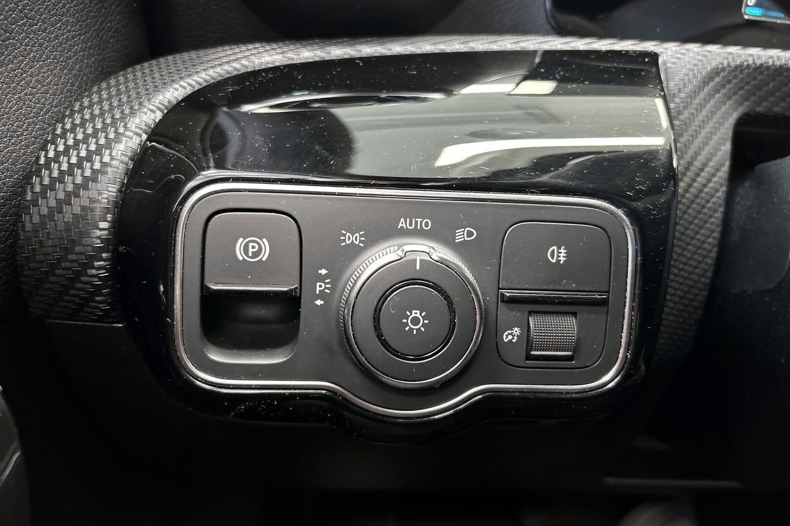 Mercedes-Benz A iso kuva 18