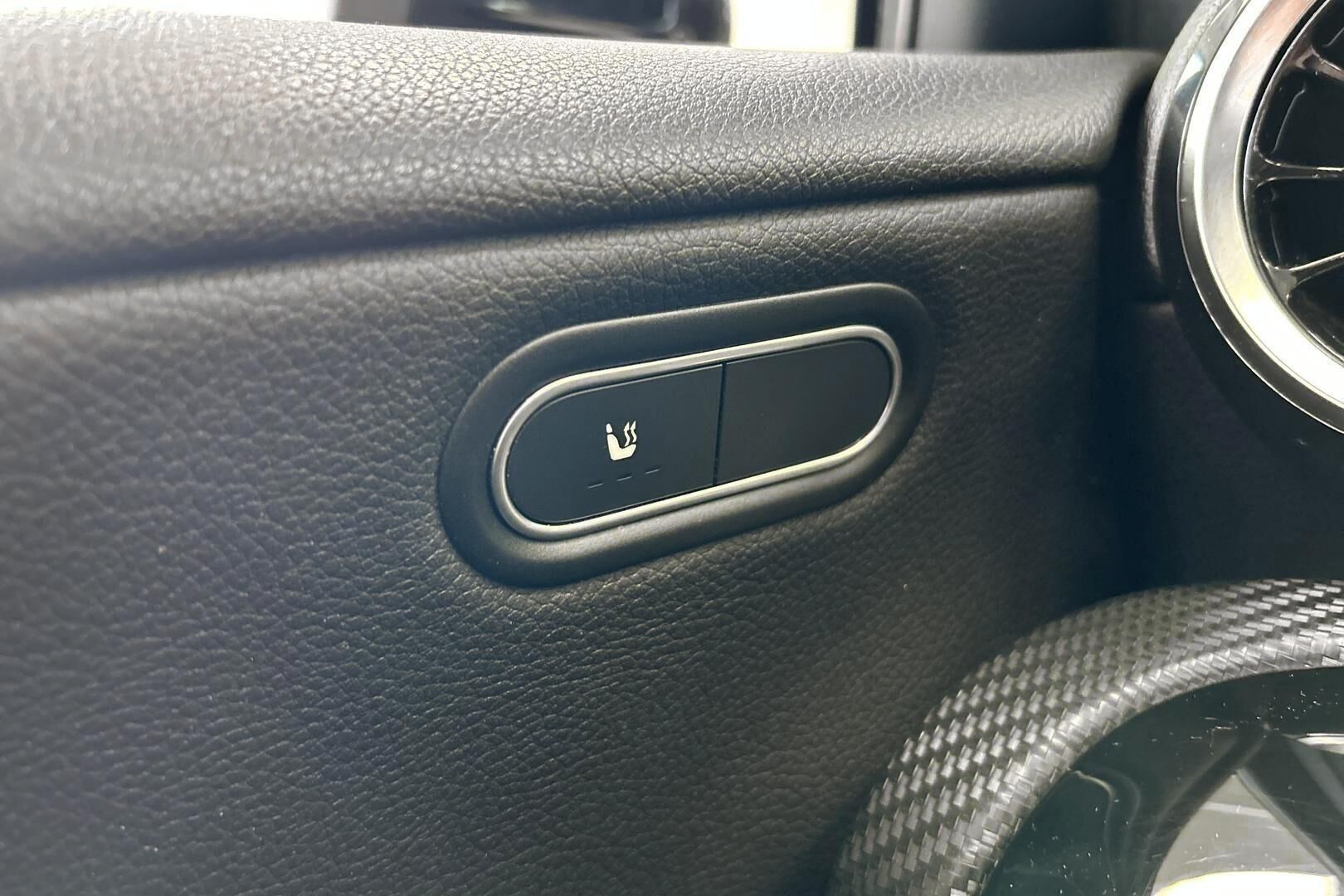 Mercedes-Benz A iso kuva 20