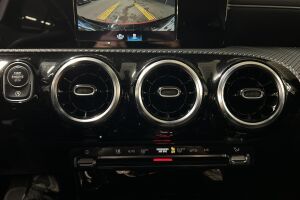 Mercedes-Benz A esikatselu 31