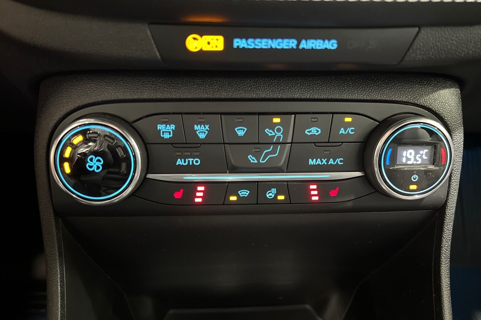 Ford Fiesta iso kuva 12