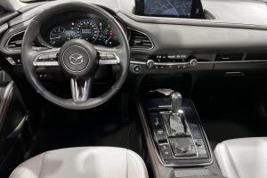 Mazda CX-30 esikatselu 11