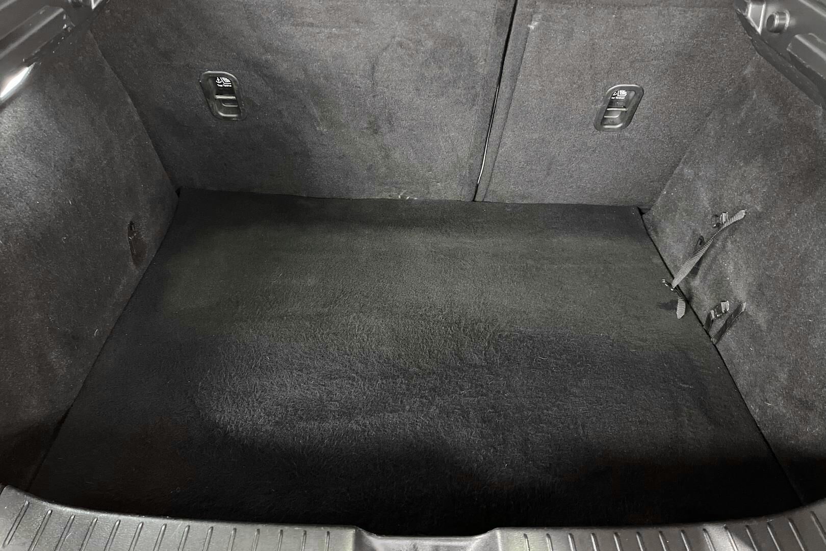 Mazda CX-30 iso kuva 12