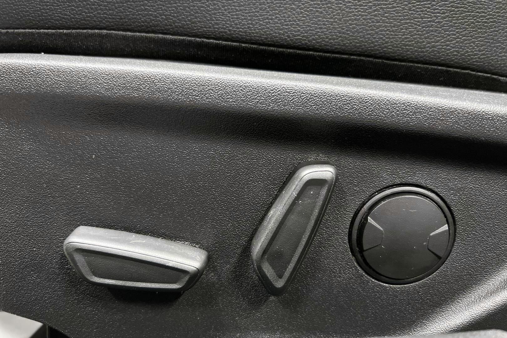 Ford Focus iso kuva 13