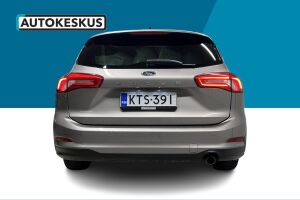 Ford Focus esikatselu 16