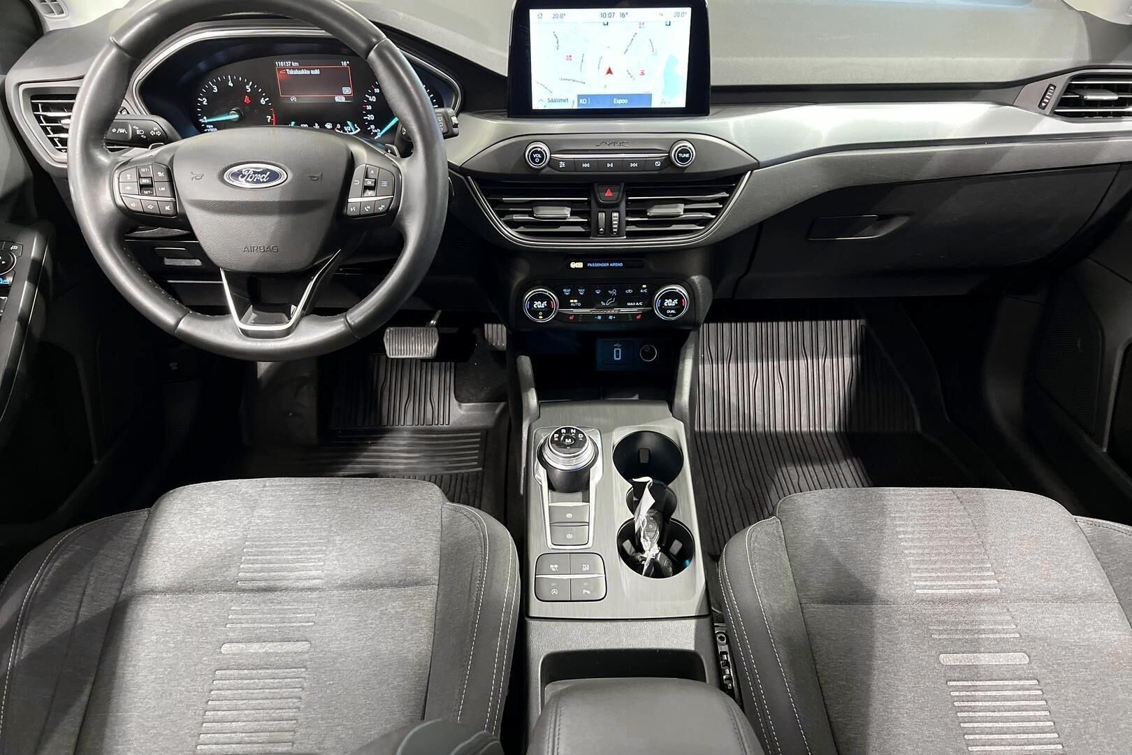 Ford Focus iso kuva 10