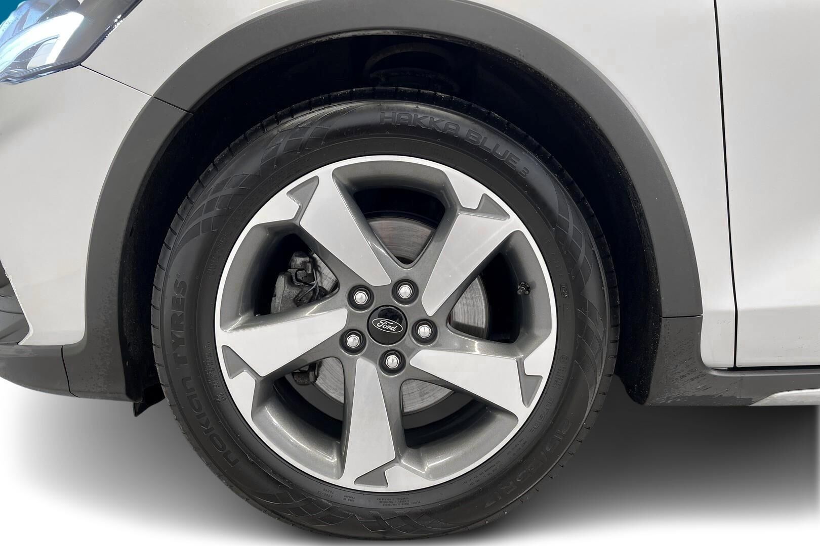 Ford Focus iso kuva 12