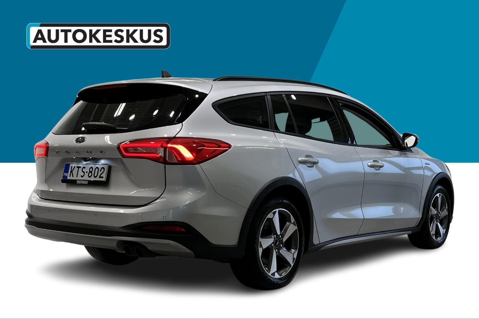 Ford Focus iso kuva 4