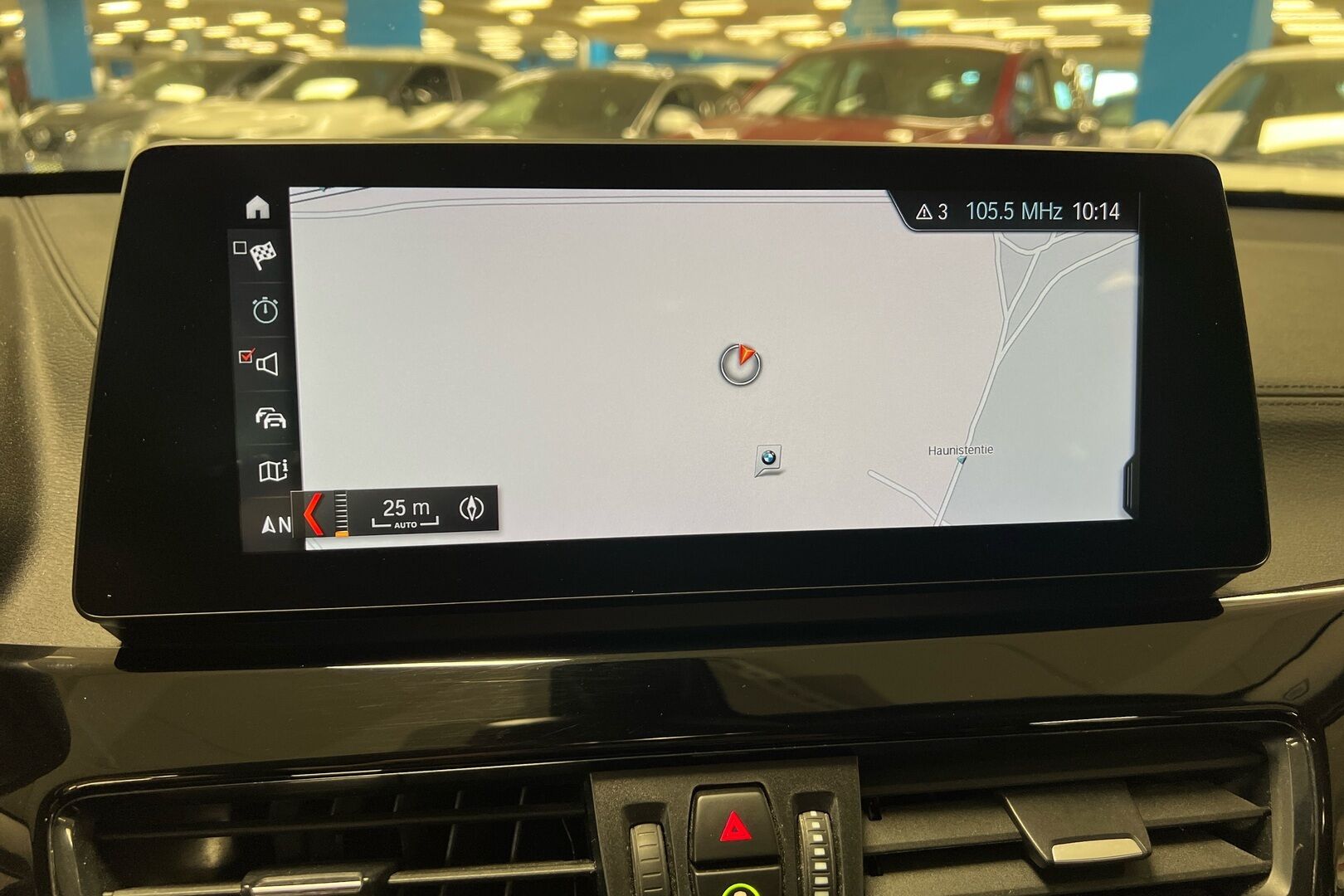 BMW X1 iso kuva 18
