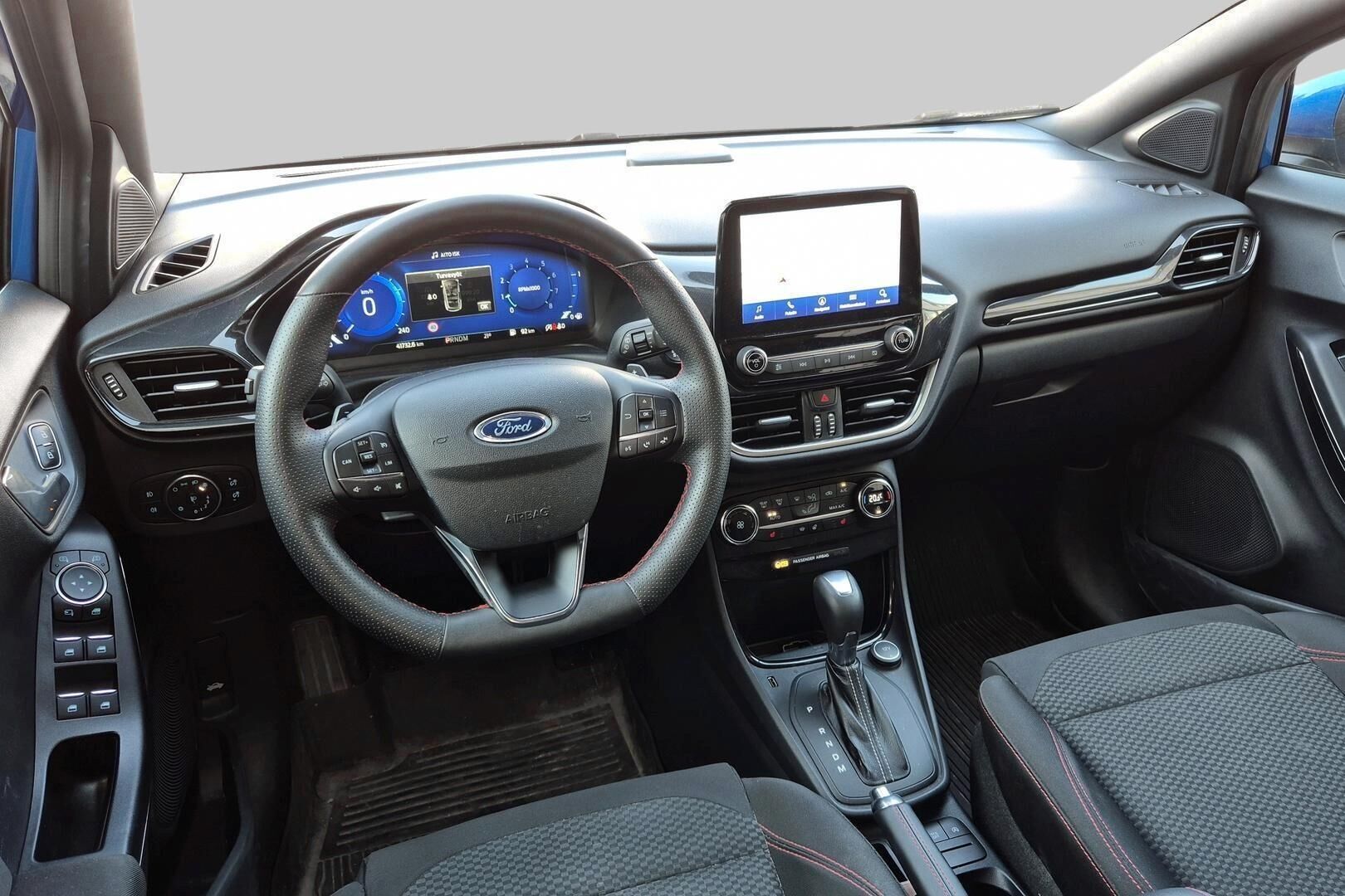 Ford Puma iso kuva 2
