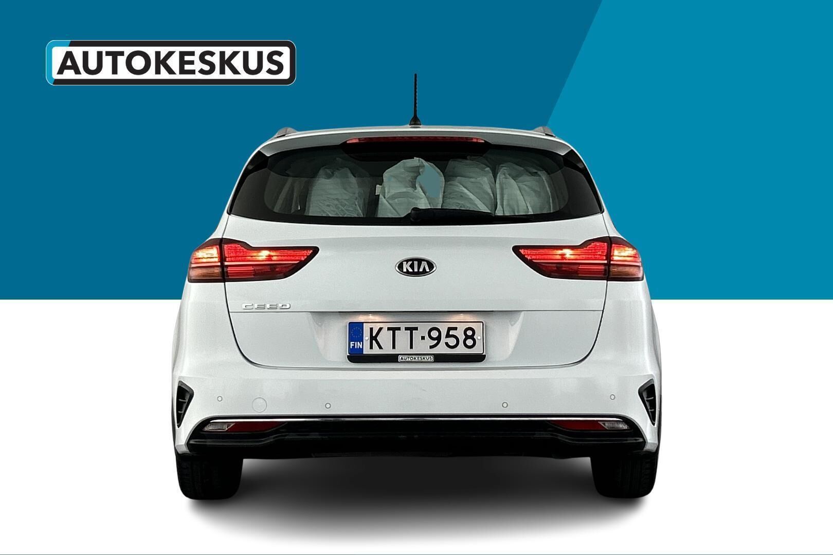 Kia Ceed iso kuva 5