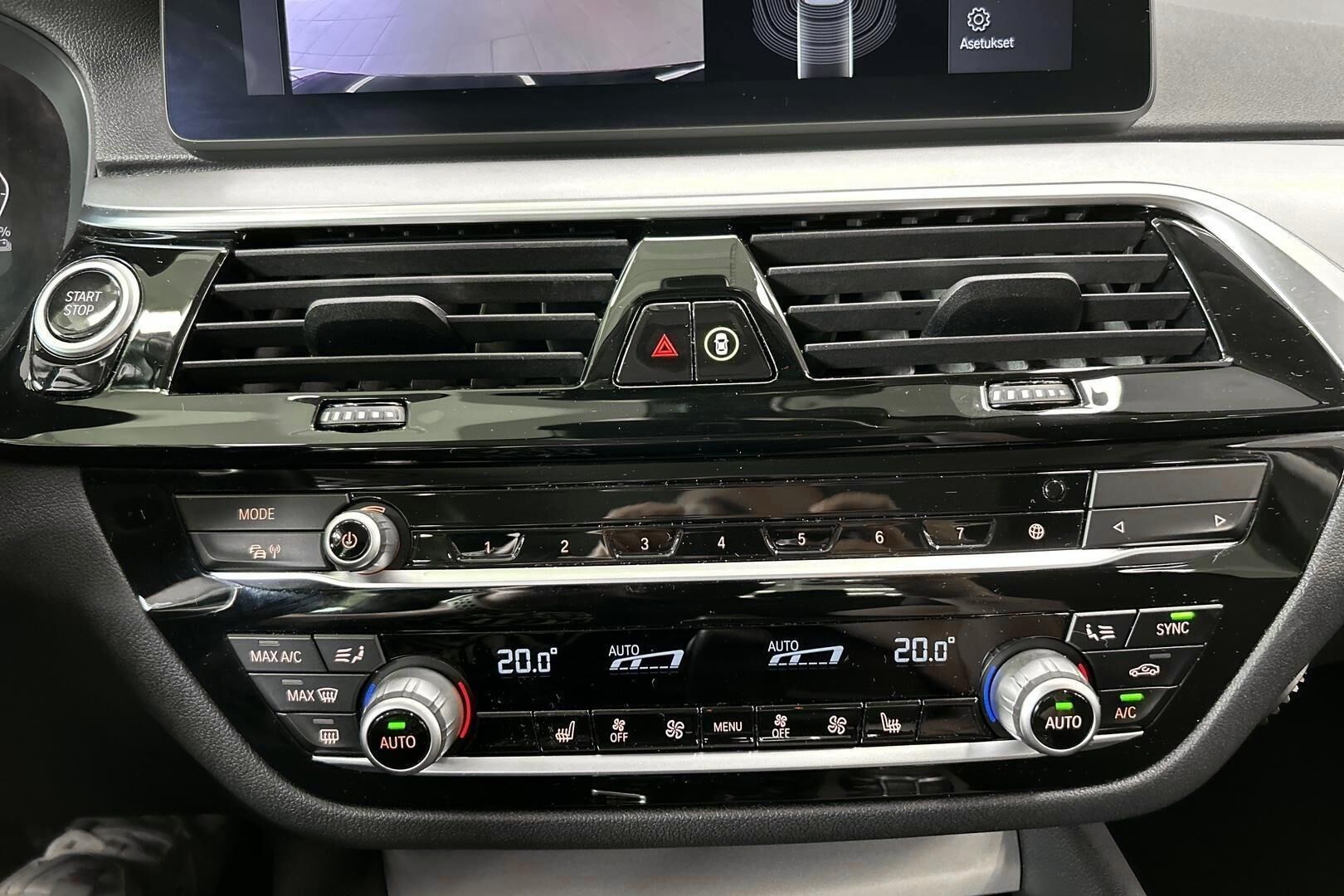 BMW 5-SARJA iso kuva 24
