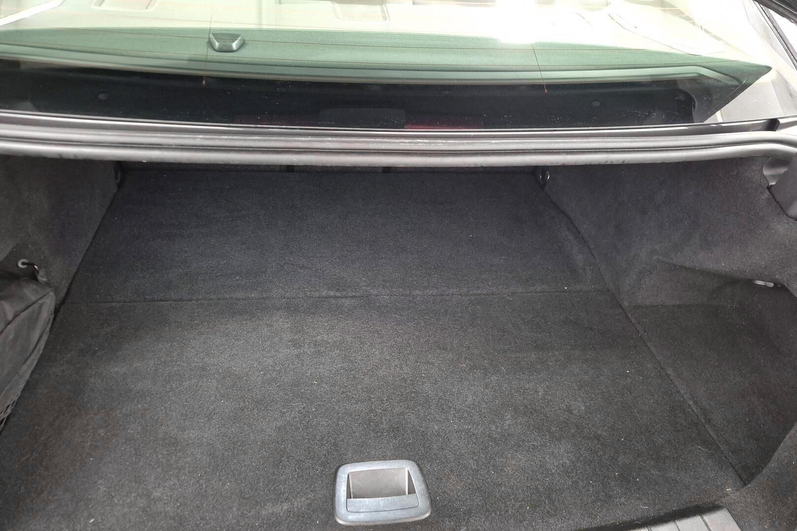 BMW 3-sarja iso kuva 11